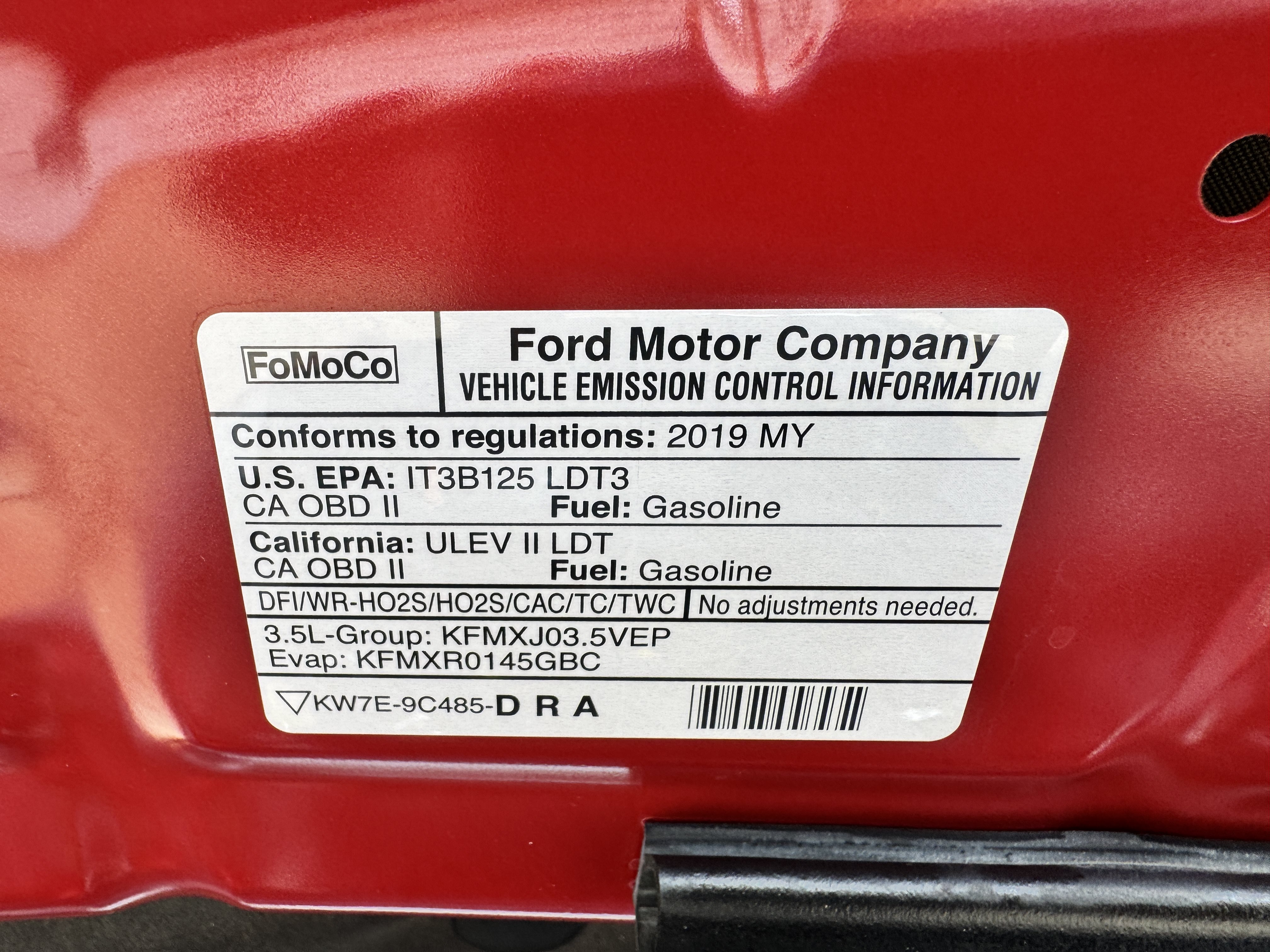 Used 2019 Ford Explorer Sport w/ Ford Safe & Smart Package AWD/4WD image 38