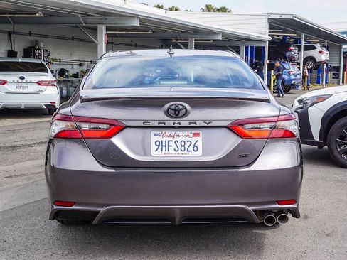 Used 2023 Toyota Camry SE FWD image 5