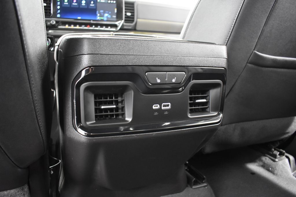 Used 2023 Chevrolet Silverado 1500 ZR2 w/ Technology Package AWD/4WD image 39
