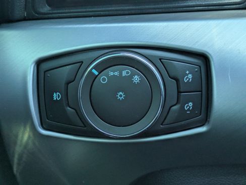 Used 2020 Ford Mustang Premium image 13