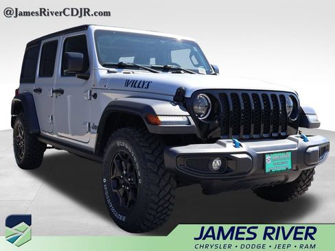 Used 2023 Jeep Wrangler Unlimited AWD/4WD image 6