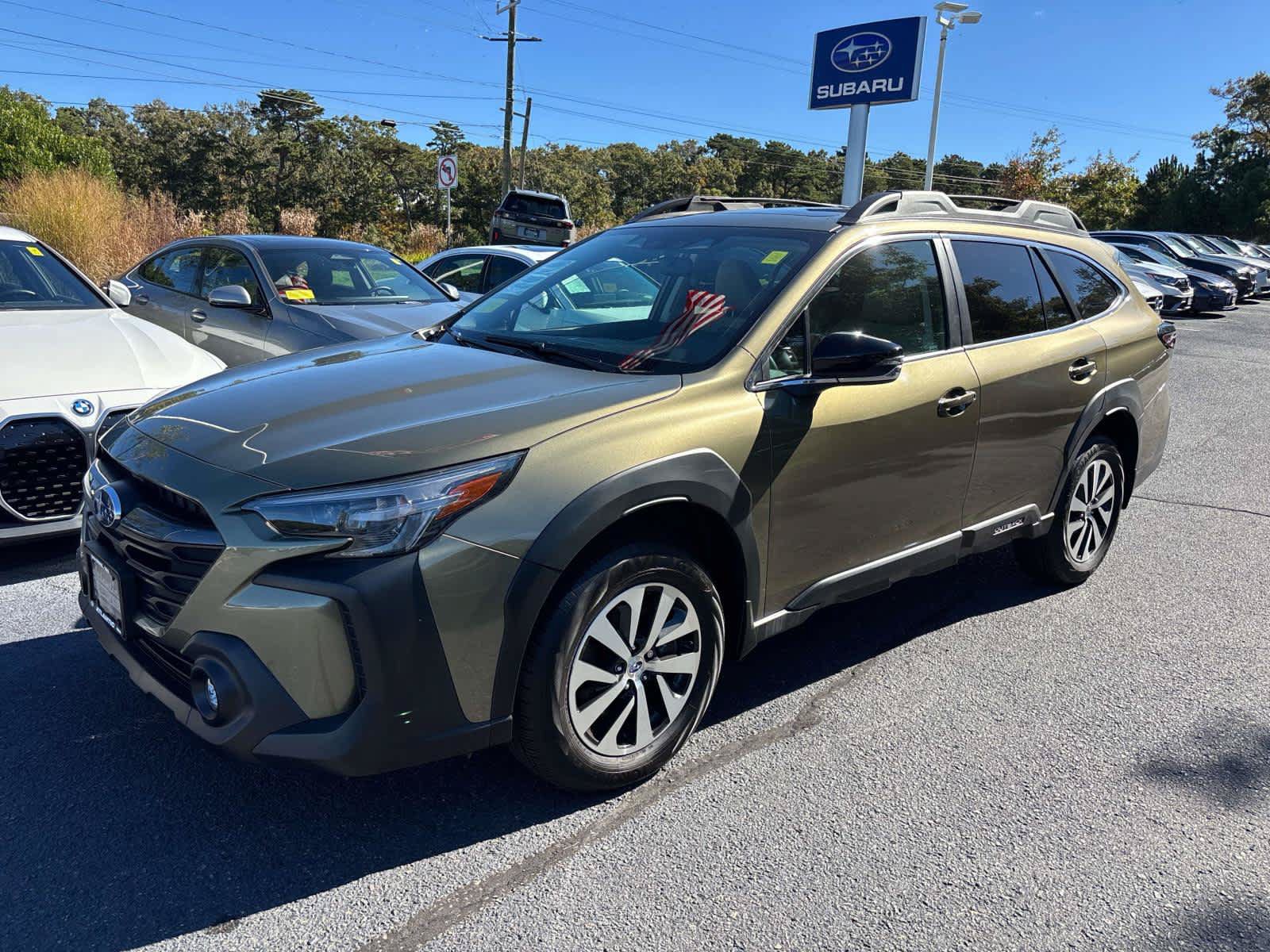 Used 2024 Subaru Outback Premium AWD/4WD image 7