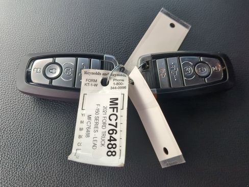 Certified 2021 Ford F150 XLT w/ Equipment Group 302A High image 27