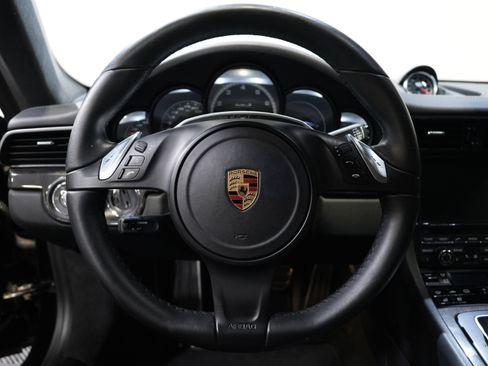 Used 2016 Porsche 911 Turbo S AWD/4WD image 32