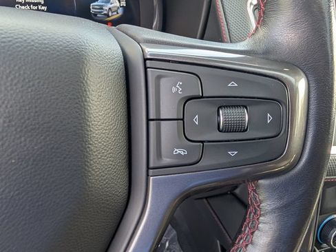 Used 2022 Chevrolet Suburban RST w/ Sport Performance Package AWD/4WD image 17