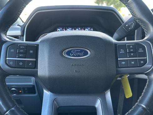 Used 2023 Ford F150 Lariat image 22