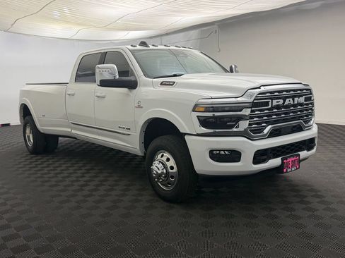 Used 2026 RAM 3500 Limited w/ Cold Weather Group AWD/4WD image 7