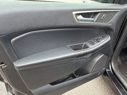 Used 2024 Ford Edge SEL AWD/4WD image 13