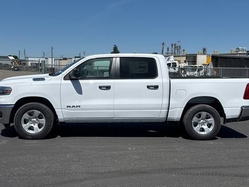 New 2026 RAM 1500 2WD Crew Cab image 6