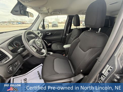 Used 2023 Jeep Renegade Latitude image 19