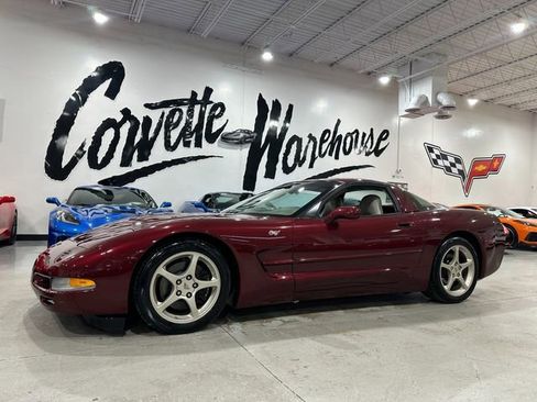 Used 2003 Chevrolet Corvette Coupe w/ Preferred Equipment Group image 1