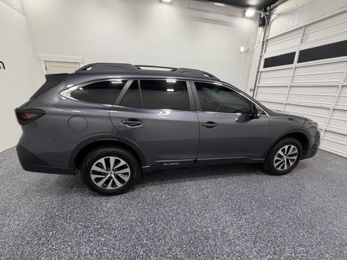 Used 2022 Subaru Outback Premium AWD/4WD image 7