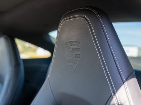 Certified 2025 Porsche 911 Carrera RWD image 13