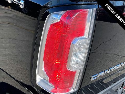 Used 2016 GMC Canyon SLT w/ Driver Alert Package image 23