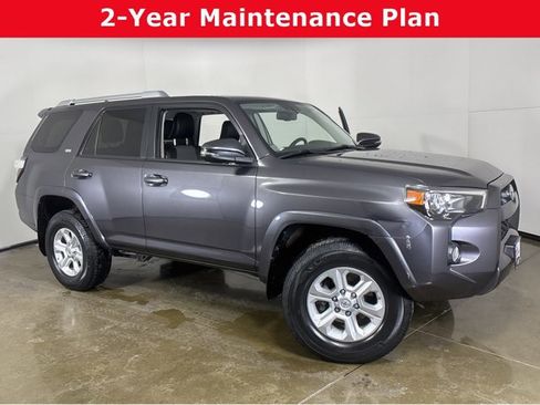 Used 2017 Toyota 4Runner SR5 Premium image 1