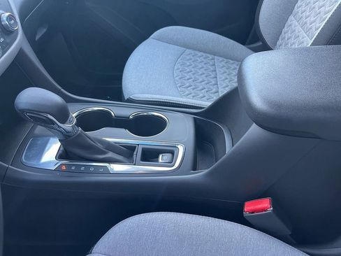 Used 2024 Chevrolet Equinox LS w/ LS Convenience Package FWD image 39