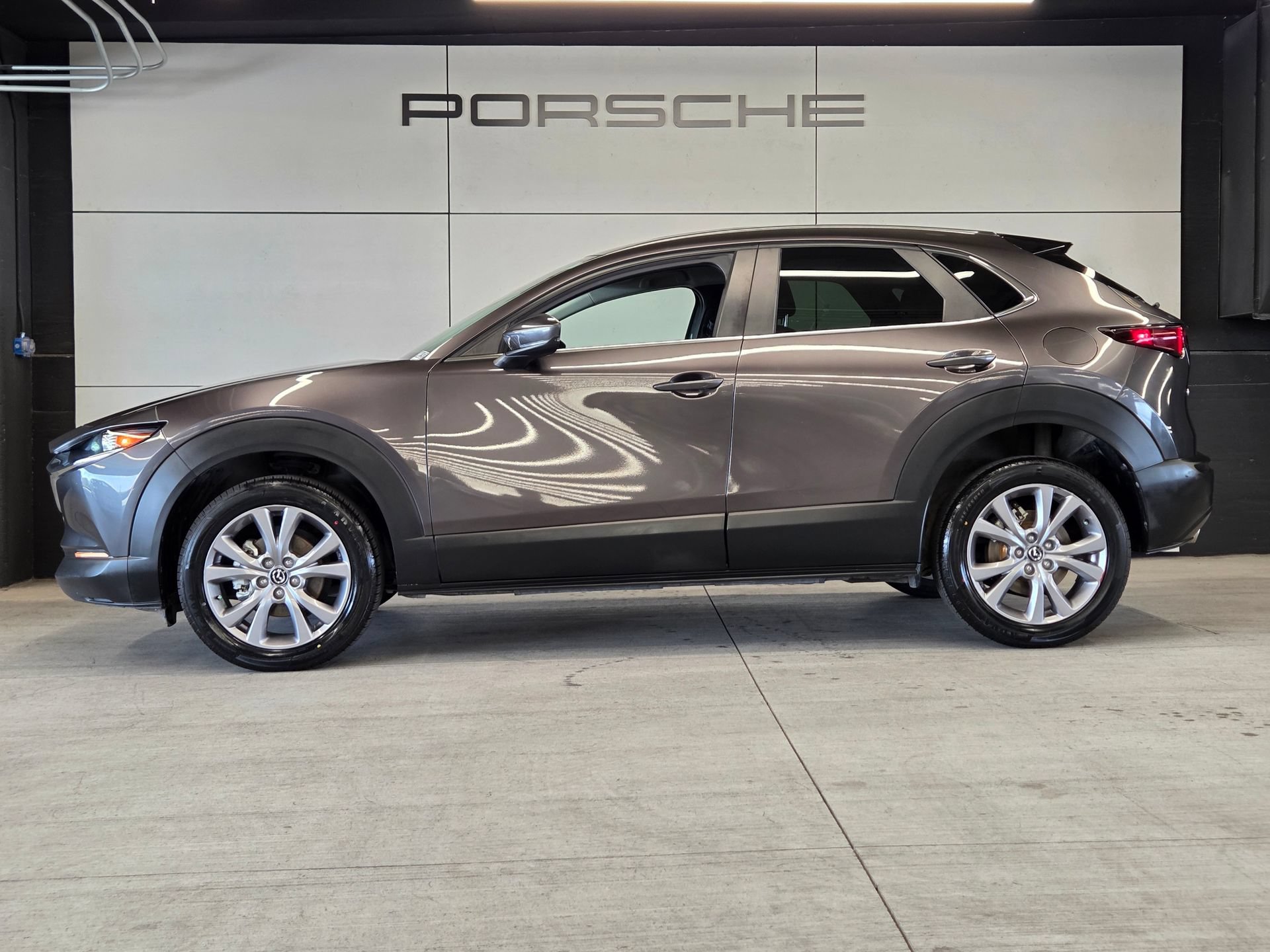 Used 2021 MAZDA CX-30 AWD 2.5 S w/ Preferred Package image 2
