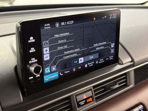Certified 2025 Honda Pilot Elite image 22