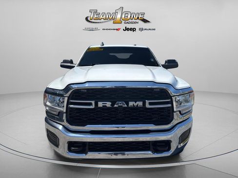 Used 2022 RAM 2500 Tradesman w/ Chrome Appearance Group AWD/4WD image 2