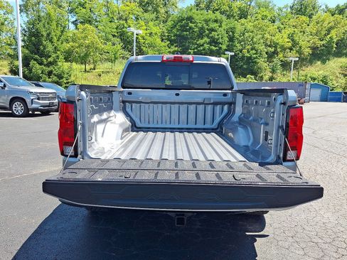 Used 2024 Chevrolet Colorado Trail Boss w/ Technology Package AWD/4WD image 27