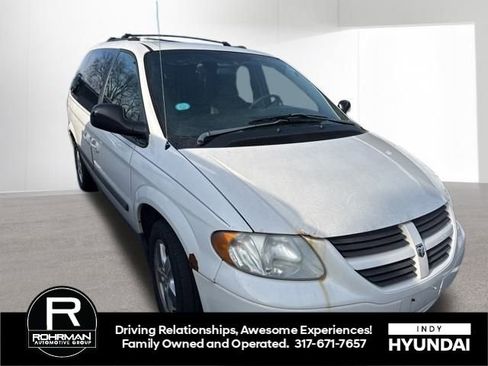 Used 2005 Dodge Caravan SXT w/ Popular Equipment Group image 5