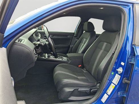 Used 2023 Honda Civic Sport image 13