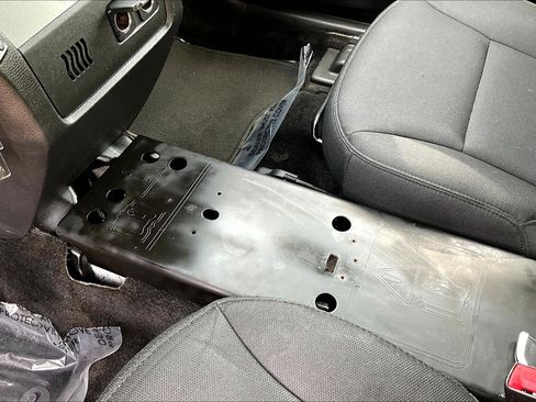 Used 2017 Ford Taurus Police Interceptor FWD image 14