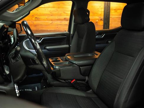 Used 2022 GMC Sierra 1500 SLE w/ X31 Off-Road Package AWD/4WD image 9