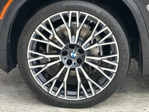 Used 2025 BMW X5 xDrive40i w/ Premium Package image 11