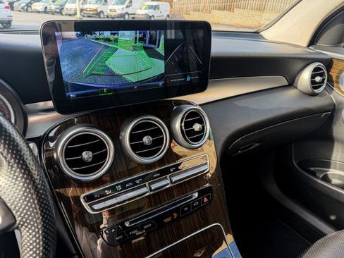 Used 2016 Mercedes-Benz GLC 300 image 10