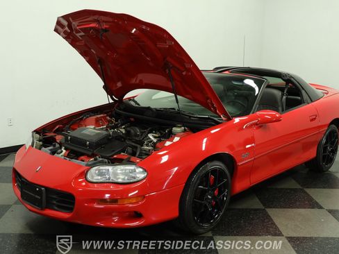 Used 2002 Chevrolet Camaro Z28 w/ SS Performance/Appearance Pkg RWD image 30