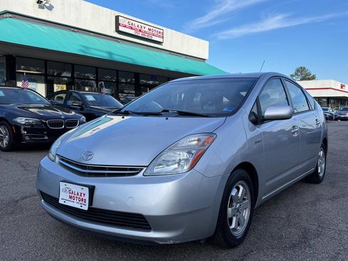 Used 2007 Toyota Prius Touring FWD image 1
