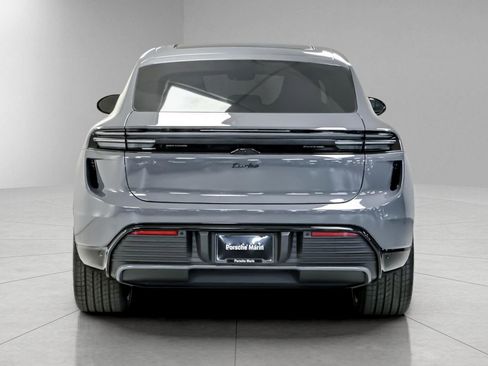 New 2025 Porsche Macan Turbo Electric image 7