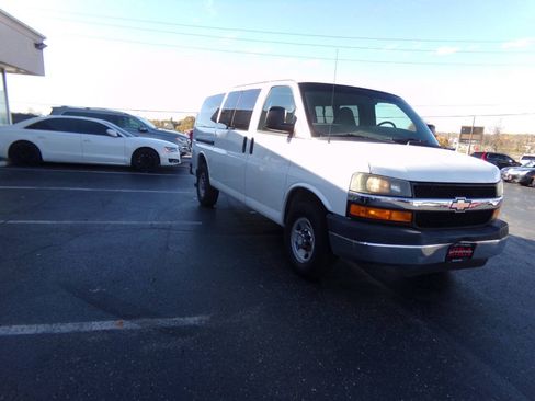 Used 2012 Chevrolet Express 3500 LT w/ LT Preferred Equipment Group RWD image 5