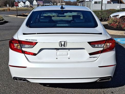 Used 2022 Honda Accord Sport image 5