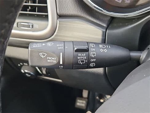 Used 2020 Jeep Grand Cherokee Altitude image 26