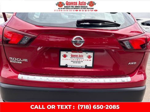 Used 2017 Nissan Rogue Sport S w/ S Appearance Package AWD/4WD image 32