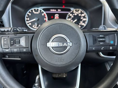 Used 2023 Nissan Rogue SV AWD/4WD image 24