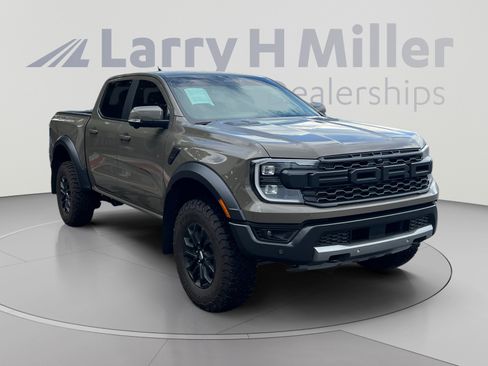 Used 2025 Ford Ranger Raptor AWD/4WD image 7