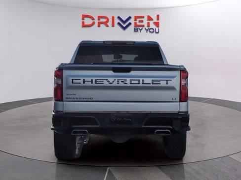 Used 2022 Chevrolet Silverado 1500 LT Trail Boss AWD/4WD image 4