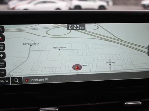 Used 2024 Kia Carnival EX FWD image 6