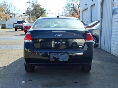 Used 2009 Ford Focus SE image 4