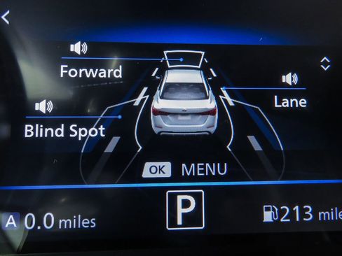 Certified 2022 Nissan Sentra SR image 22