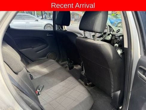 Used 2014 MAZDA MAZDA2 Sport FWD image 8