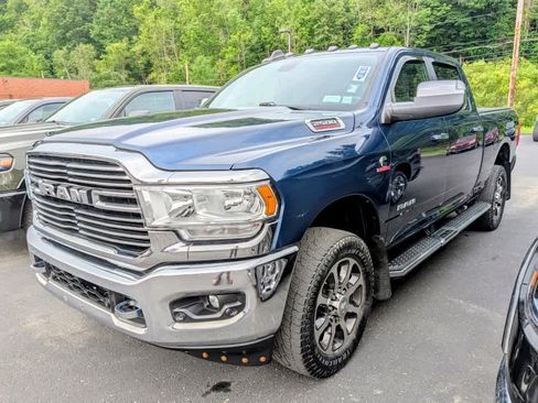 Used 2020 RAM 2500 Big Horn w/ Level 2 Equipment Group AWD/4WD image 3