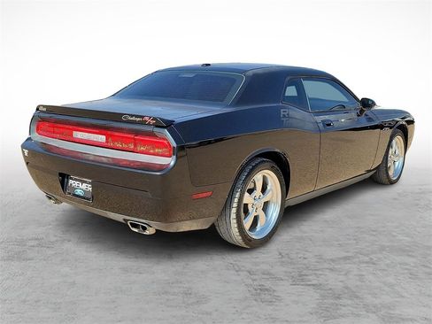 Used 2010 Dodge Challenger R/T image 11