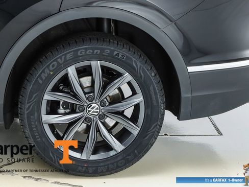 Used 2023 Volkswagen Tiguan SE image 6