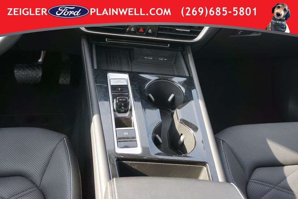 Used 2025 Volkswagen Atlas SE FWD image 18