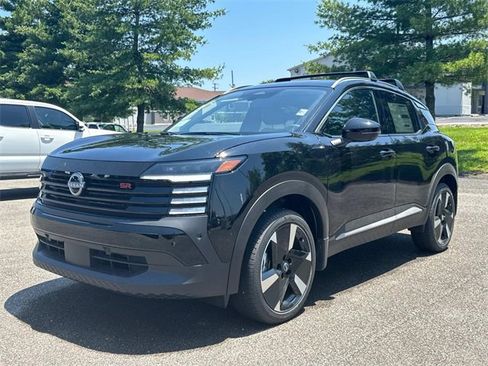 New 2025 Nissan Kicks SR image 7