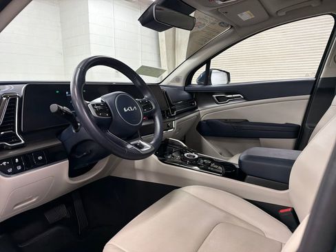 Used 2025 Kia Sportage EX w/ EX Premium Package AWD/4WD image 6
